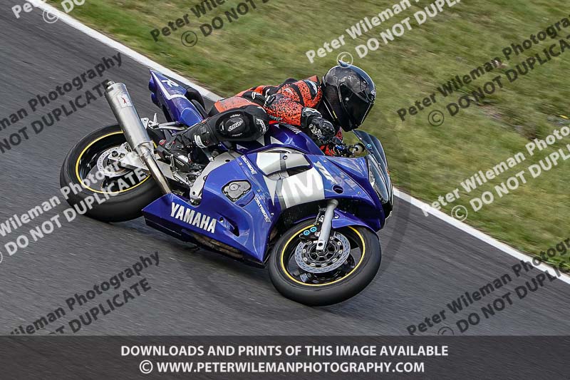 cadwell no limits trackday;cadwell park;cadwell park photographs;cadwell trackday photographs;enduro digital images;event digital images;eventdigitalimages;no limits trackdays;peter wileman photography;racing digital images;trackday digital images;trackday photos